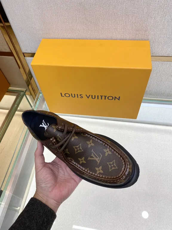 Louis Vuitton Shoe 